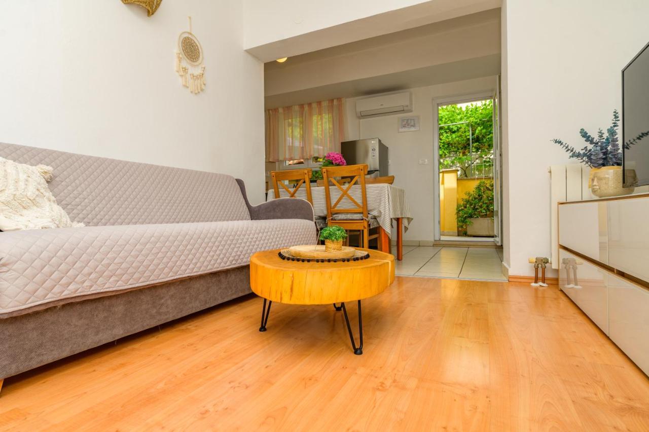 House Rosa Apartment มาลีโลชินจ์ ภายนอก รูปภาพ