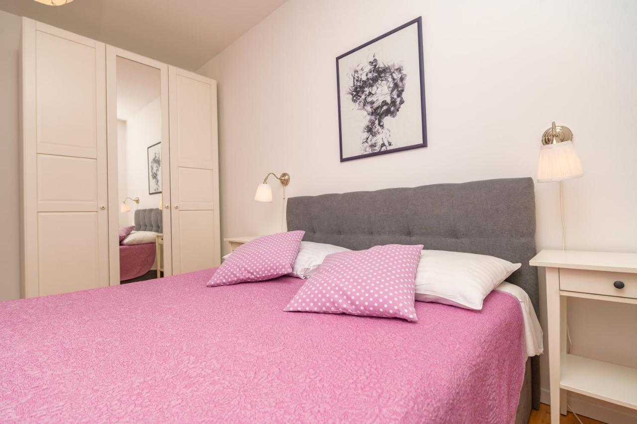 House Rosa Apartment มาลีโลชินจ์ ภายนอก รูปภาพ